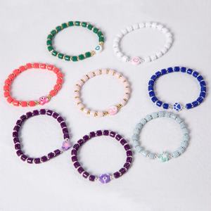 Exclusiva Pulsera de Acrílico con Dijes de Dibujos Animados para Niños, Nuevo Color, Pequeño Regalo, Pulseras de Moda al por Mayor - Product Image 2