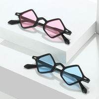 Lunettes de soleil Hip Hop à petite monture, protection UV400, verres PC, logo personnalisé unique, vente en gros