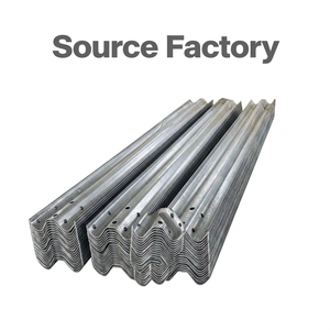 Barrière de sécurité routière robuste en acier galvanisé ondulé, poteau en C, grade diamant M65, résistance aux impacts EN 1317 H2W3 - Product Image 1