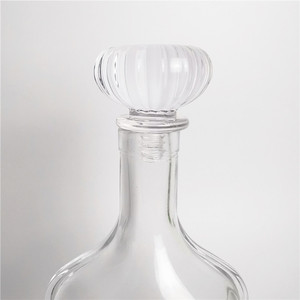 <span class=keywords><strong>Bouchon</strong></span> <span class=keywords><strong>de</strong></span> <span class=keywords><strong>vin</strong></span> en verre en forme <span class=keywords><strong>de</strong></span> citrouille en cristal, très vendu, pour emballage cosmétique <span class=keywords><strong>de</strong></span> <span class=keywords><strong>mariage</strong></span>, conception anti-fuite, option <span class=keywords><strong>de</strong></span> logo <span class=keywords><strong>personnalisé</strong></span> - Product Image 1