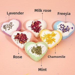Paquete de Seis Bolas de Baño Efervescentes Love Explosion, 6*100g, Bolas de Baño con Sal Marina, Control de Grasa, Exfoliante - Product Image 3