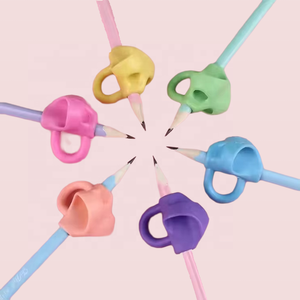 Poignée de crayon en silicone à 3 doigts pour enfants, outil d'écriture avec correction de posture, support de <span class=keywords><strong>stylo</strong></span> rechargeable pour enfants - Vente en gros - Product Image 6