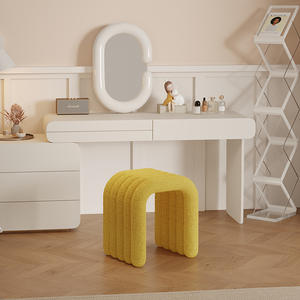 Taburete de Vestir Creativo de Forma Irregular, Suave, para el Hogar, Dormitorio, Entrada, para Cambiar Zapatos - Product Image 3