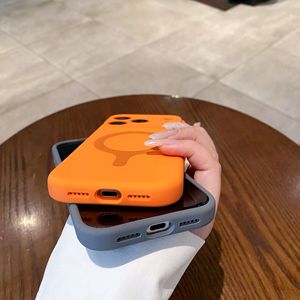 Funda Magnética de Silicona Líquida de Colores para iPhone 17 Pro Max 16 Pro, Funda Suave y Colorida para iPhone 17 - Product Image 6