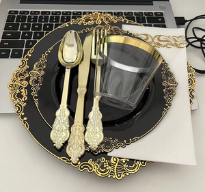 Lot de 175 ensembles de <span class=keywords><strong>vaisselle</strong></span> assiettes blanches avec motif de fleurs d'or pour 25 invités <span class=keywords><strong>vaisselle</strong></span> <span class=keywords><strong>jetable</strong></span> en <span class=keywords><strong>plastique</strong></span> robuste pour la fête - Product Image 5