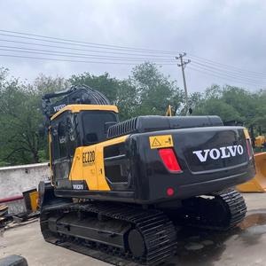 Tracteur sur chenilles Volvo fiable de 22 tonnes, plus grand pour les travaux de terrassement et minières - Product Image 1