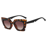 Lunettes de soleil œil-de-chat UV400 pour femmes, tendance, protection solaire, idéales pour les photos Instagram