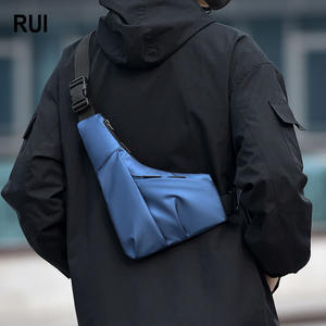 RUIQUWIN Bolso de Pecho/Hombro Impermeable Ligero de Moda para Hombre, Gran Capacidad, Cierre Resistente al Desgaste, para Deportes Diarios - Product Image 1