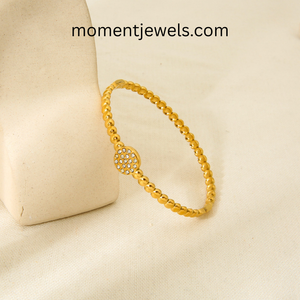 Brazalete de Acero Inoxidable Chapado en Oro de 18K, Resistente al Agua, Sin Deslustre, con Pedrería Redonda, Elegante Regalo para Mujer - Product Image 5