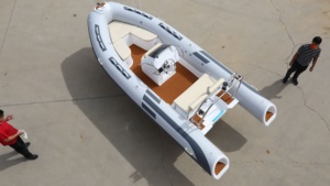 <span class=keywords><strong>Bateau</strong></span> semi-rigide gonflable à coque en fibre de verre CE haute vitesse Rib 520 Orca Hypalon Deep-V, le plus vendu, à <span class=keywords><strong>vendre</strong></span> - Product Image 6