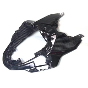 อุปกรณ์เสริมคาร์บอนไฟเบอร์แท้ 100% รุ่น S1000rr ฝาครอบกลางเบาะนั่งผู้โดยสารด้านหลัง ชิ้นส่วนแฟริ่ง ใช้ได้กับรถมอเตอร์ไซค์รุ่น M1000rr - Product Image 2