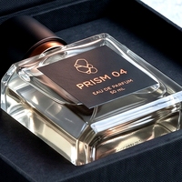 Boîte à parfum rigide écologique de style livre noir magnétique personnalisée avec insert ajusté pour cosmétiques, soins de la peau, parfum, cadeau