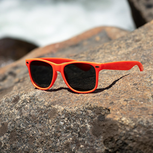 Gafas de Sol de Diseño Clásico con Logotipo Personalizado 2026, Gafas de Sol para Hombre y Mujer, Regalos Promocionales Baratos, Gafas de Sol UV400 Personalizadas al por Mayor - Product Image 4