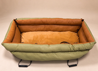 Coussin de voiture pour animaux de compagnie en similicuir de luxe, imperméable, lavable, amovible, avec boucle de sécurité pour chien, logo personnalisé, lit de voyage de luxe pour chien