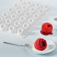Moule en silicone de qualité alimentaire à 24 cavités pour la décoration de gâteaux français, idéal pour les petites mousses de framboise et la réparation de pièces.
