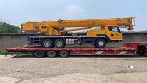 Grúa Móvil QY25K5D de 25 Toneladas, Sistema Hidráulico Confiable, Ideal para Proyectos Urbanos y en Terrenos Accidentados - Product Image 3