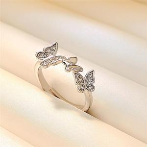 Anello Aperto a Farfalla da Donna, Anello Statement alla Moda, Accessorio Regolabile per Dito, Stile Elegante - Product Image 4