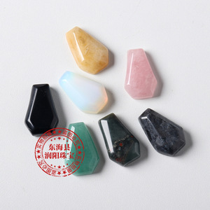 Mini ataúd de diferentes cristales, tallado de cristal Natural, artesanía realista, regalo de Halloween, venta al por mayor - Product Image 1