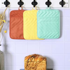 Manoplas de Cocina de Algodón 100% Negro, Estilo Tradicional, con Bolsillo, Resistentes al Calor, Lavables a Máquina, para Uso en <span class=keywords><strong>Microondas</strong></span> y Parrilla - Product Image 3
