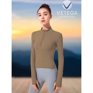 Camiseta de Manga Larga de Felpa para Mujer, Color Camel - Product Image 1