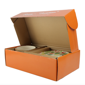 Ensembles de tasses à <span class=keywords><strong>café</strong></span> et à thé personnalisées Boîte cadeau en <span class=keywords><strong>carton</strong></span> en acier inoxydable pour bouteilles de vin en <span class=keywords><strong>verre</strong></span> thermos Boîtes d'emballage avec insert en papier. - Product Image 1