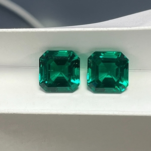 Pierre d'émeraude colombienne de taille Asscher cultivée en laboratoire - Product Image 2