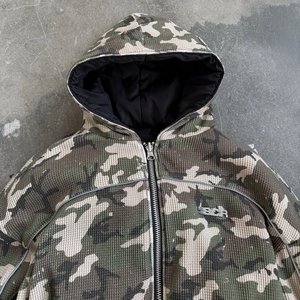 Мужская куртка-бомбер двусторонняя с камуфляжным принтом по всей поверхности, с возможностью нанесения логотипа, высококачественная, в стиле стритвир - Product Image 4