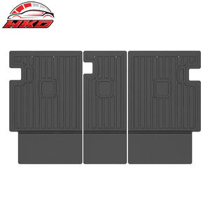 Protector de asiento trasero impermeable de TPE para Porsche Macan 15-25, tapetes para el respaldo - Product Image 1