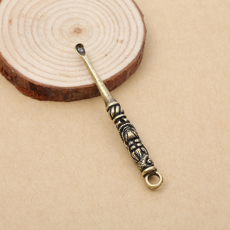 Retro ear spoon