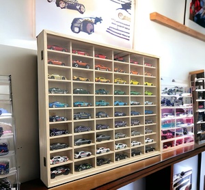 Organizador de exhibición de coches en miniatura <span class=keywords><strong>Hot</strong></span> <span class=keywords><strong>Wheels</strong></span> a escala 1/64, estuche de almacenamiento de madera para montar en la pared, resistente al polvo, con puerta, con capacidad para 60 coches - Product Image 3