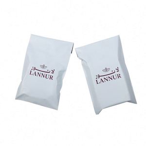 ถุงพลาสติก LDPE สำหรับส่งพัสดุ พิมพ์โลโก้สีตามสั่ง ย่อยสลายได้ทางชีวภาพ - Product Image 1