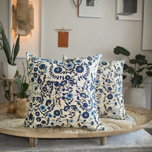 Housse de coussin en coton à sublimation moderne avec motif floral pour la maison, l'hôtel et l'hôpital - Impression personnalisée - Product Image 3