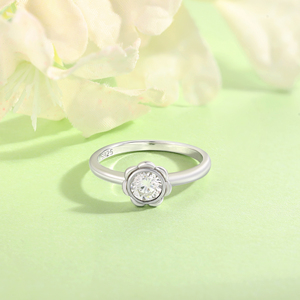 Factory Direct Sales S925 Sterling <b>Silver</b> Rhodium Flower Shape Shiny 3A Cubic Zircon Brilliant Cut Engagement Band <b>Ring</b> Party - Product Image 2
