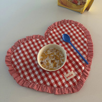 Set de table en tissu à motif écossais en forme de cœur, style coréen moderne et simple, réutilisable, avec bord festonné mignon, accessoire photo, pour la salle à manger