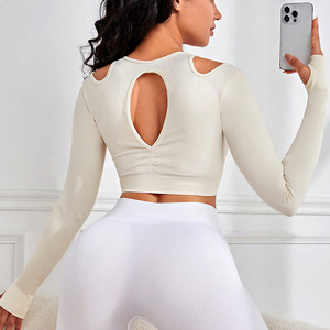 เสื้อโยคะแขนยาวสำหรับผู้หญิง คอสูง ทรงเข้ารูป เสื้อออกกำลังกาย - Product Image 2