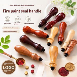 Ensemble de tampons à cire rétro avec manche en <span class=keywords><strong>bois</strong></span>, disponible en or, argent, bronze, or rose et plusieurs couleurs, pour usage de bureau - Product Image 1