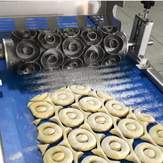 Máquina Cortadora y Rodadora de Donas Yucho para Fábrica de Donas de Levadura con Cortadores de Diferentes Formas: Hexágono, Long John, Mochi - Product Image 6