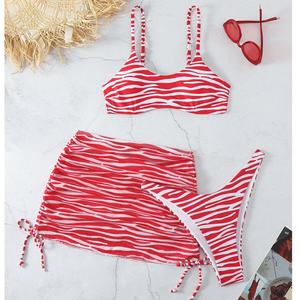 Maillot de bain 3 pièces grande taille personnalisé pour femme, monokini tendance avec imprimé léopard et découpes, tenue de plage - Product Image 1