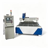 Machine de gravure et de découpe CNC ATC Syntec à grande vitesse avec boîte de vitesses et changement d'outil automatique pour aluminium composite