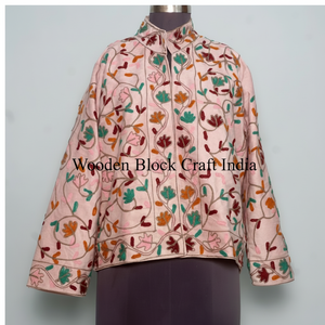 Veste courte en velours bohème à fleurs brodée à la main, avec doublure en laine, vestes Suzani faites à la main pour femmes - Product Image 1