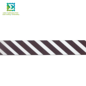 Sangle décorative élastique pour vestes pour ajouter du style et du confort - Product Image 1