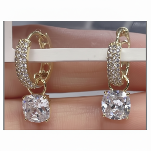 Polsini geometrici di alta qualità per le donne di Design moderno quadrato alla moda gioielli in ottone con perle di zircone per feste di matrimoni - Product Image 1