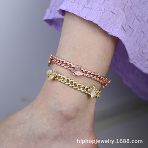 Chaîne de cheville cubaine en zircon glacé avec motif feuille pour femme - Plaqué or/or rose, réglable, inaltérable, bijou de mode pour le quotidien et les soirées - Product Image 2