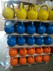 Kettlebell Personalizzabile con Logo per Allenamento Fitness e Forza, per <span class=keywords><strong>Uomini</strong></span> e Donne, con Impugnatura - Product Image 3