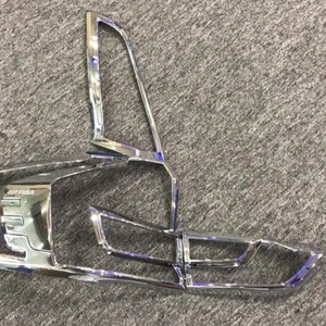 Vente en gros d'accessoires de voiture de nouvelle conception, kit carrosserie ABS noir/chrome pour Ertiga - Product Image 6