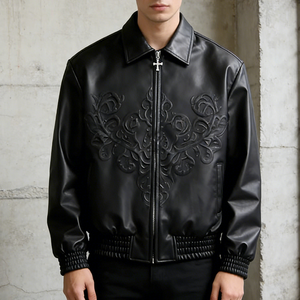 جاكيت جلد أصلي عالي الجودة مخصص للرجال، جاكيت سباق دراجات نارية من الجلد الصناعي بنقش بارز وسحاب - Product Image 1