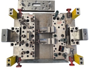 قالب تشكيل فولاذي أحادي التشغيل OP50+OP60 لإنتاج مكونات السيارات ومقابض السقف - Product Image 3