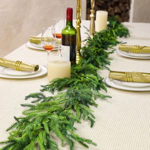 Guirnalda Navideña de Lujo de PVC Suave, Agujas de Pino Artificiales de Plástico Verde, para Decoración de Chimenea y Mesa de Navidad - Product Image 4