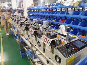 Sokee dokuma bant ayarlanabilir delik mesafesi delme delik kesici kesme makinesi - Product Image 3