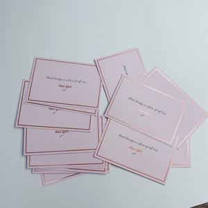 Cartes en papier rose de luxe avec estampage à chaud or rose - Cartes de remerciement personnalisées pour emballages de marque - Product Image 6